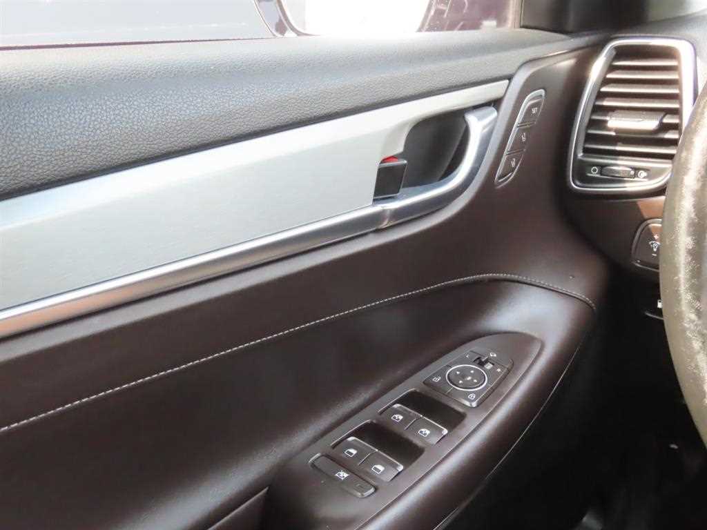 HYUNDAI Grandeur 2019 Gris - Importación desde Corea - HF Imports Iquique - Foto 16