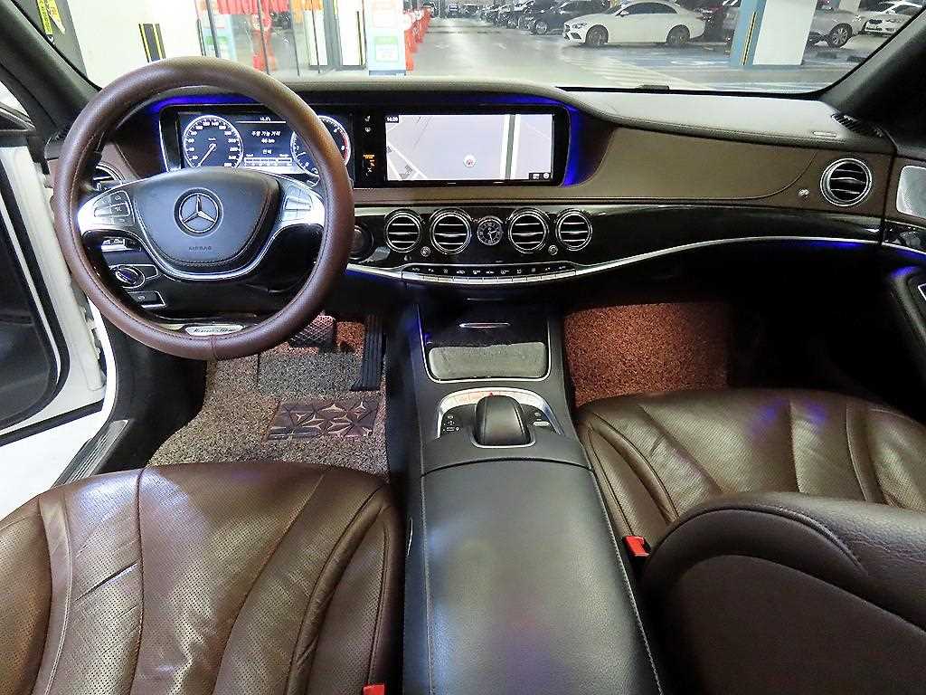 Mercedes Benz S Class - Vista 10