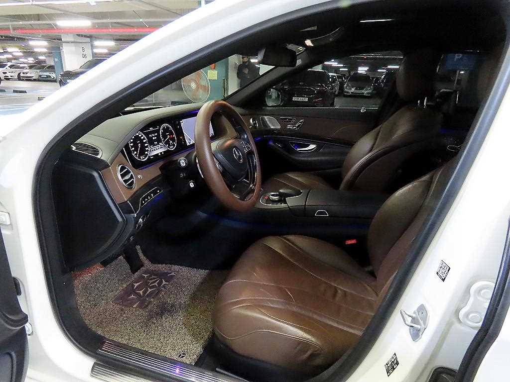 Mercedes Benz S Class - Vista 6