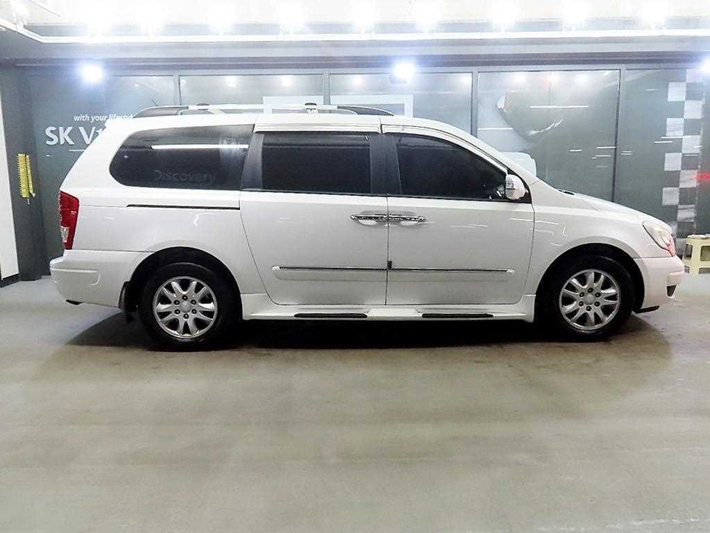 KIA Carnival - Vista 3
