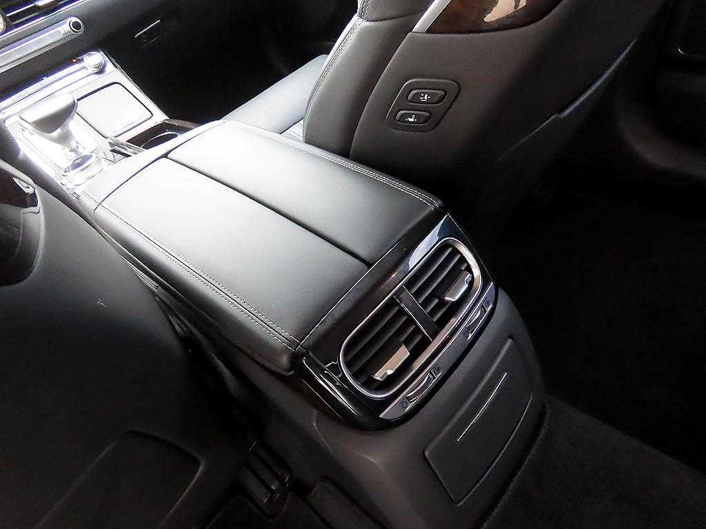 Genesis G90 2019 Negro - Importación desde Corea - HF Imports Iquique - Foto 16