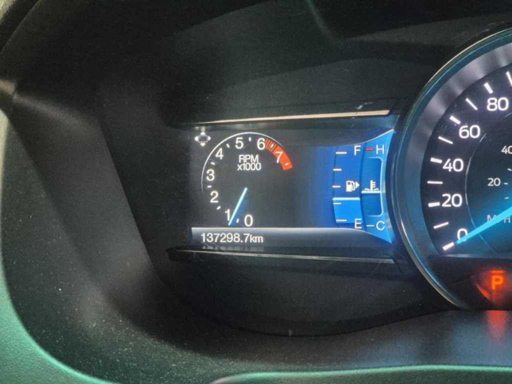 Ford Explorer - Vista 6