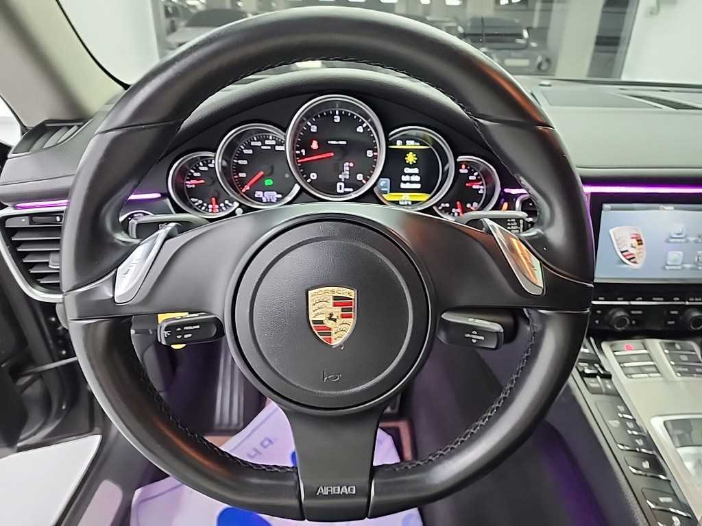 Porsche Panamera - Vista 9