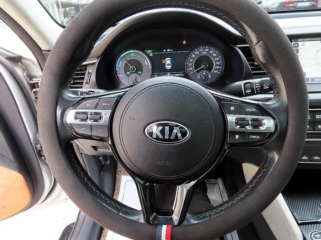 KIA K7 - Vista 8