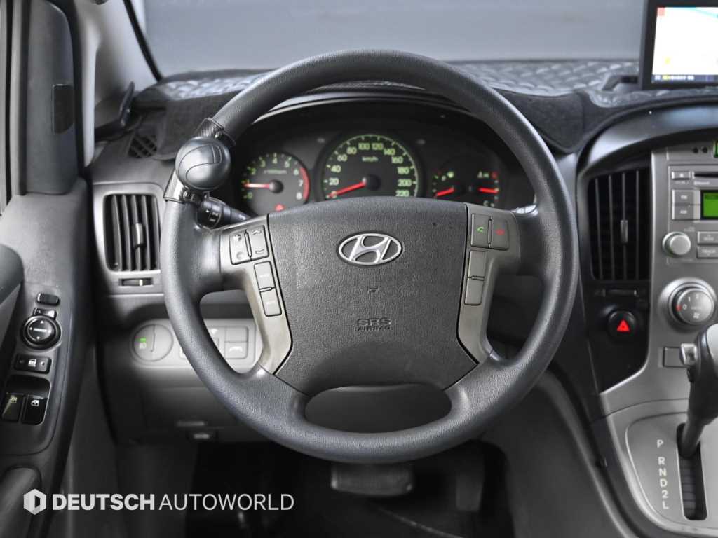 HYUNDAI Starex 2012 - Importación desde Corea - HF Imports Iquique - Foto 13