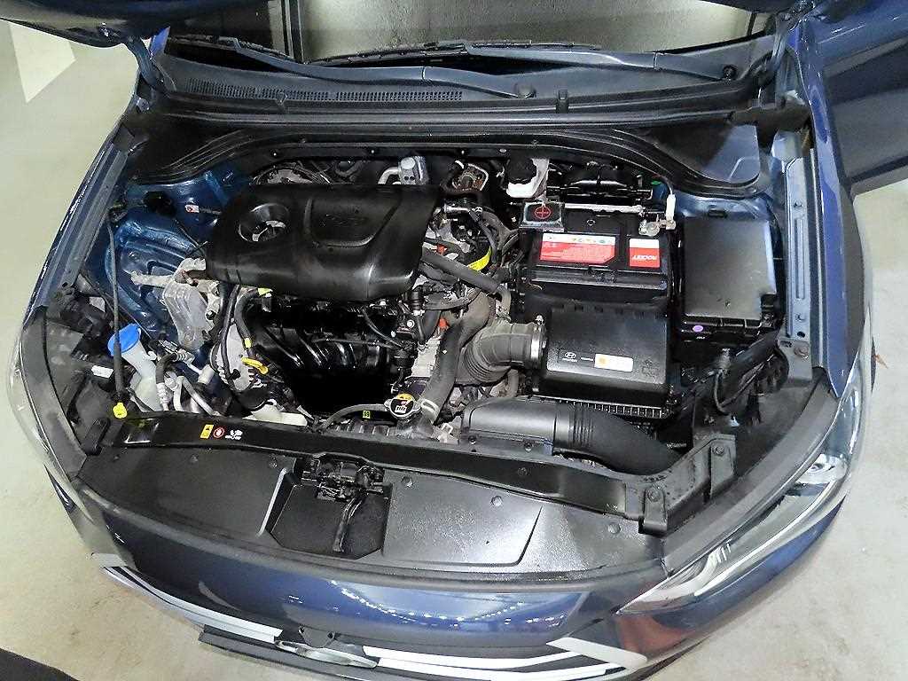 HYUNDAI Avante 2018 Azul - Importación desde Corea - HF Imports Iquique - Foto 18