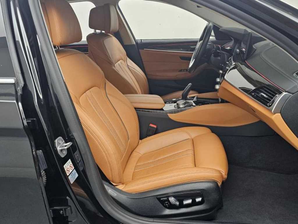 BMW 5 Series - Vista 10