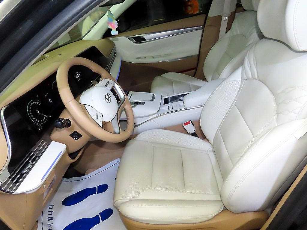 HYUNDAI Grandeur - Vista 6