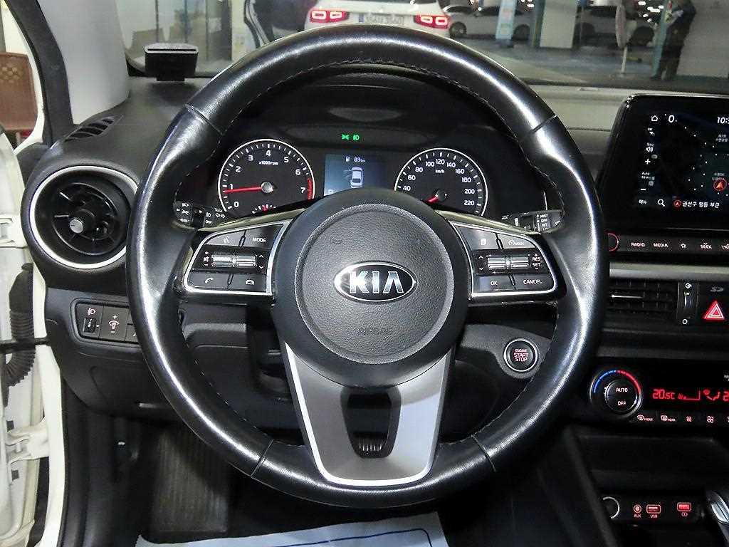 KIA K3 - Vista 8