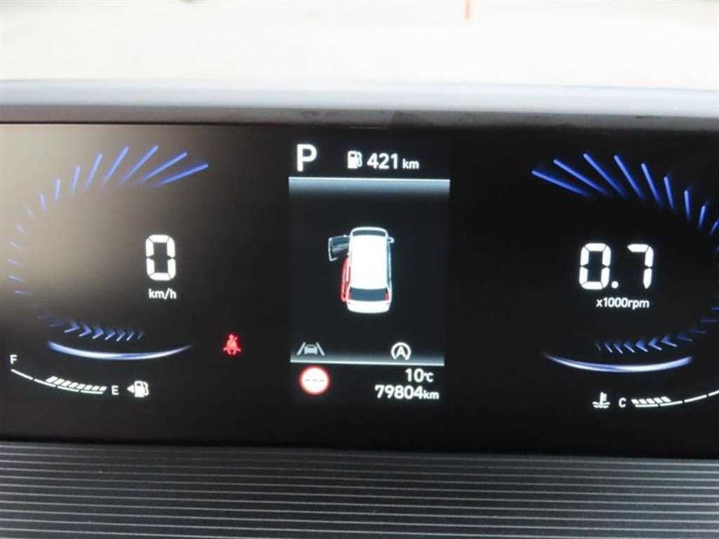 HYUNDAI Staria - Vista 12