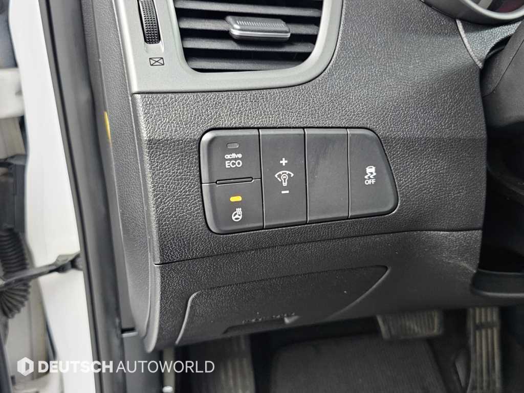 HYUNDAI Avante 2016 Blanco - Importación desde Corea - HF Imports Iquique - Foto 16