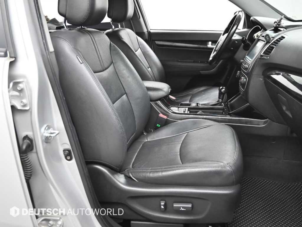 KIA Sorento - Vista 10