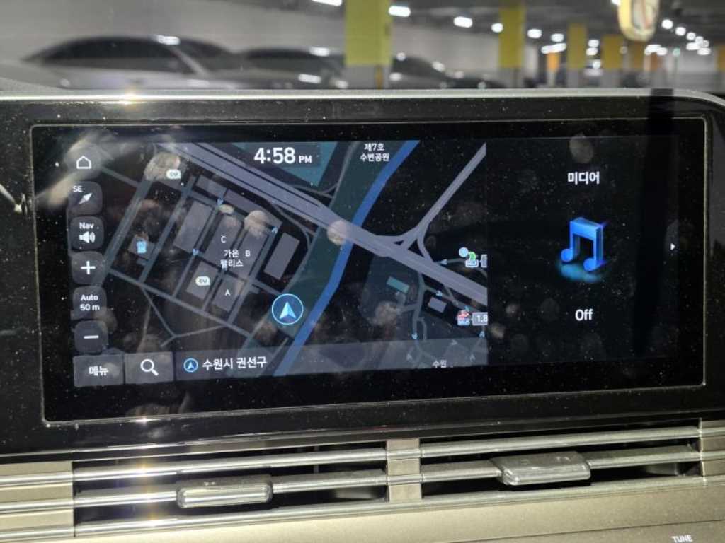 HYUNDAI Grandeur - Vista 11