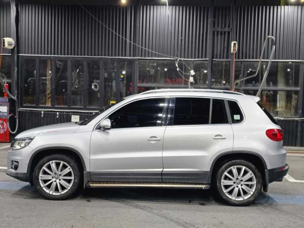 Volkswagen Tiguan - Vista 3