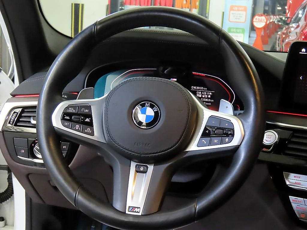 BMW 5 Series - Vista 8