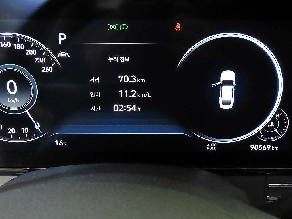 HYUNDAI Grandeur - Vista 9