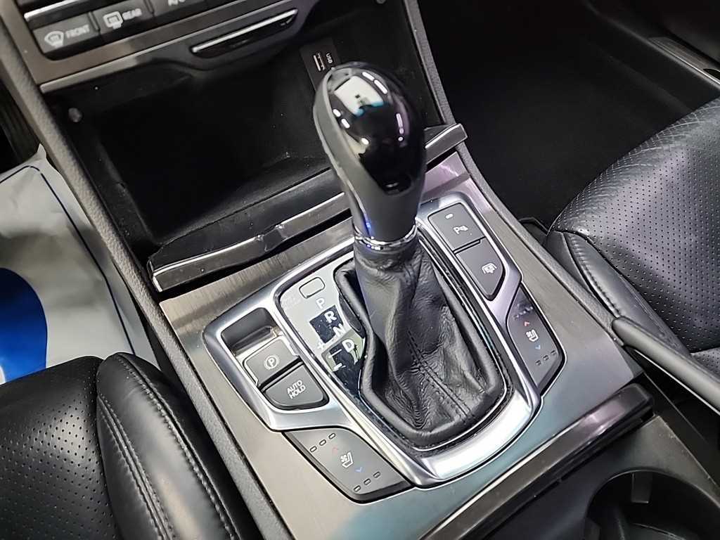 HYUNDAI Grandeur - Vista 8