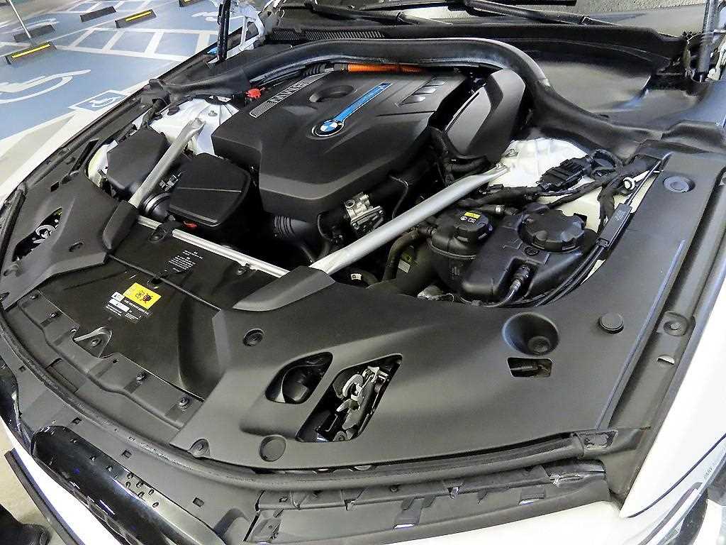 BMW 5 Series 2020 Blanco - Importación desde Corea - HF Imports Iquique - Foto 19