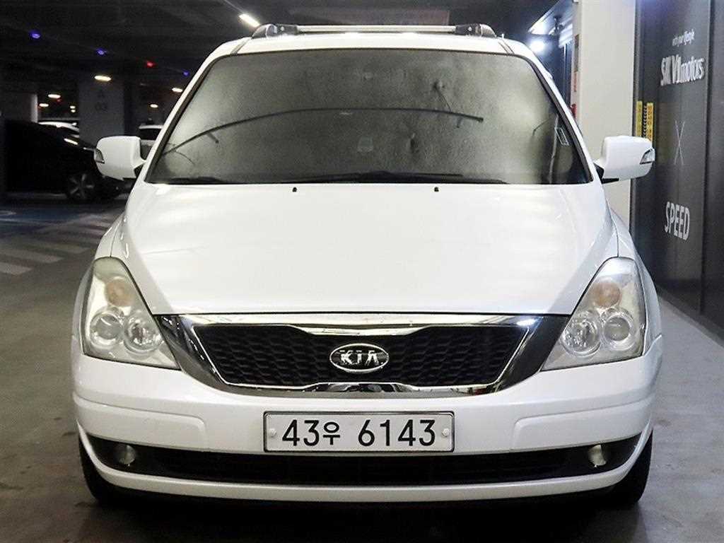 KIA Carnival - Vista 2