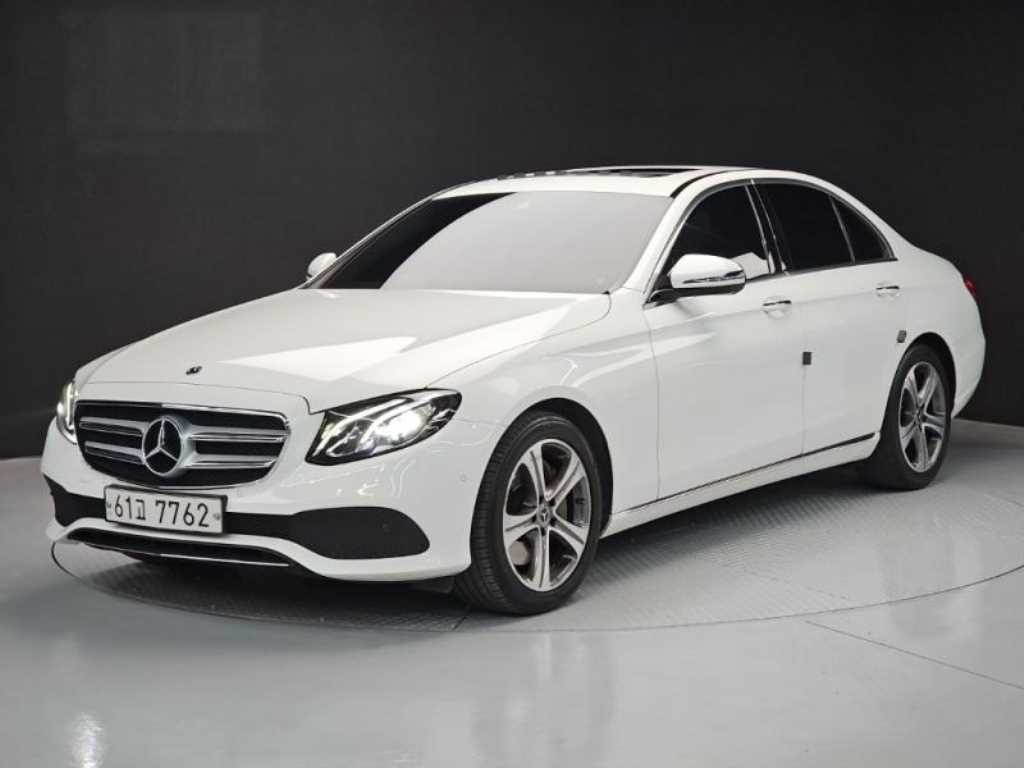 Mercedes Benz E class 2019 Blanco - Importación desde Corea - HF Imports Iquique - Foto 1