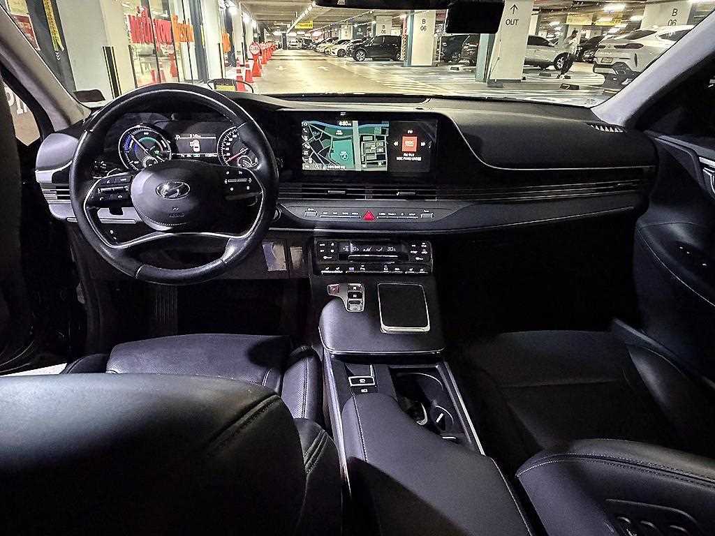 HYUNDAI Grandeur - Vista 6