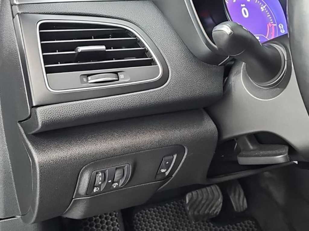 SAMSUNG SM6 - Vista 8