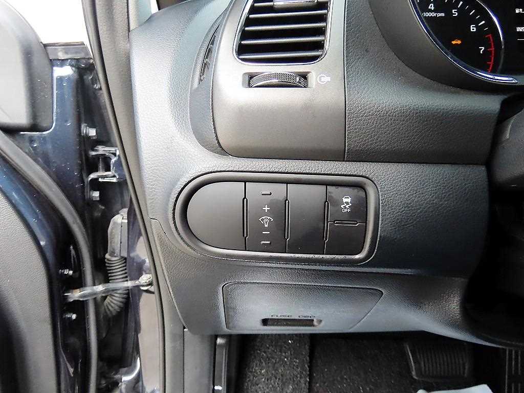 KIA K3 - Vista 12