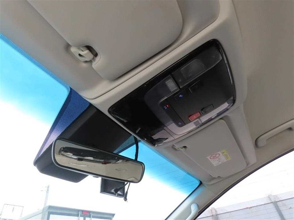 HYUNDAI Staria 2022 Gris - Importación desde Corea - HF Imports Iquique - Foto 16