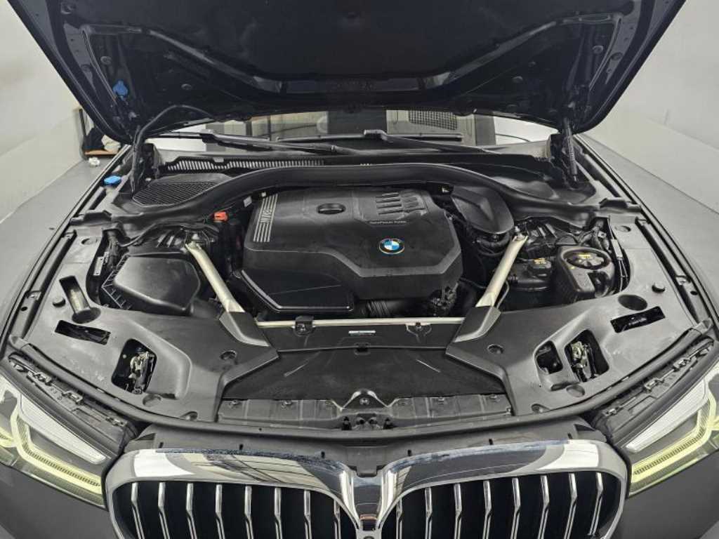 BMW 5 Series - Vista 6