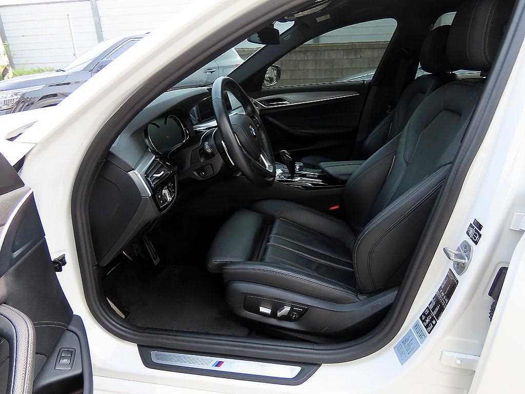 BMW 5 Series - Vista 5