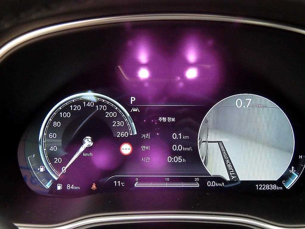 Genesis GV80 - Vista 8