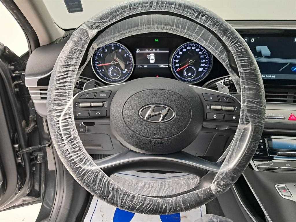 HYUNDAI Grandeur - Vista 7