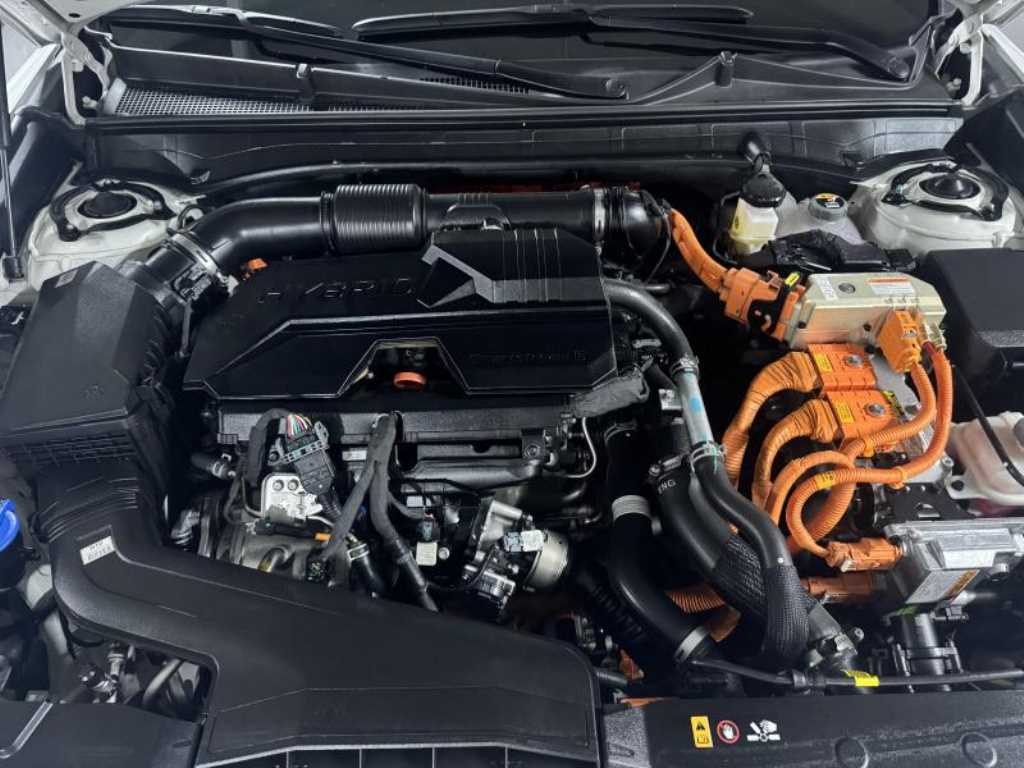 HYUNDAI Grandeur - Vista 5