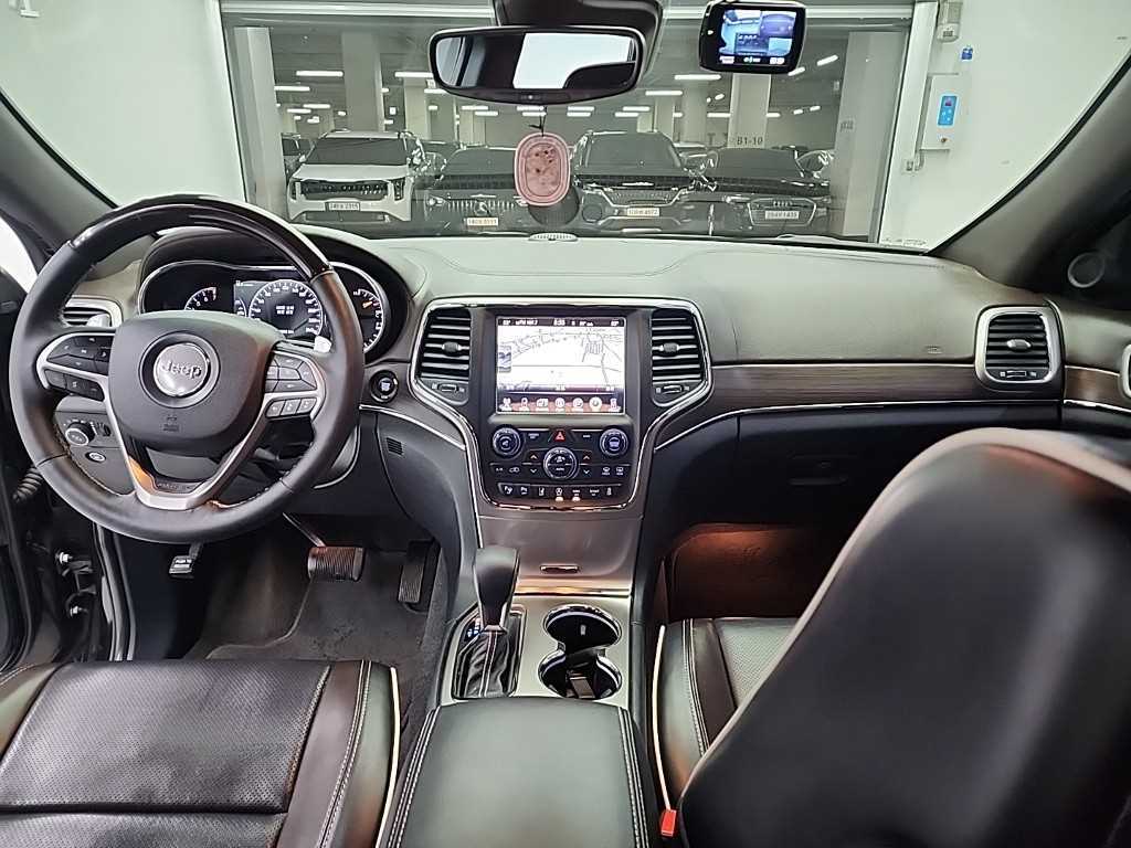 Jeep Cherokee - Vista 7