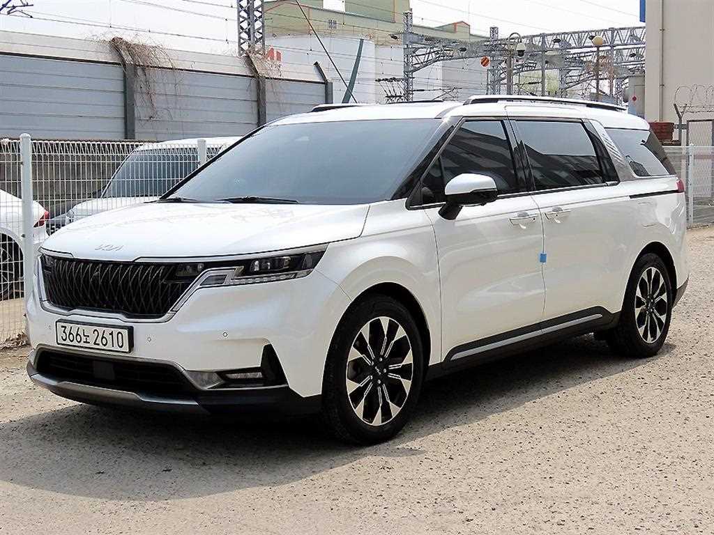 KIA Carnival 2022 Blanco - Importación desde Corea - HF Imports Iquique - Foto 1