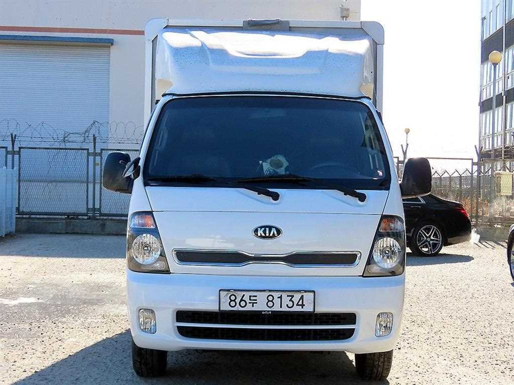 Small Truck Top_Wingbody 2016 Blanco - Importación desde Corea - HF Imports Iquique - Foto 1