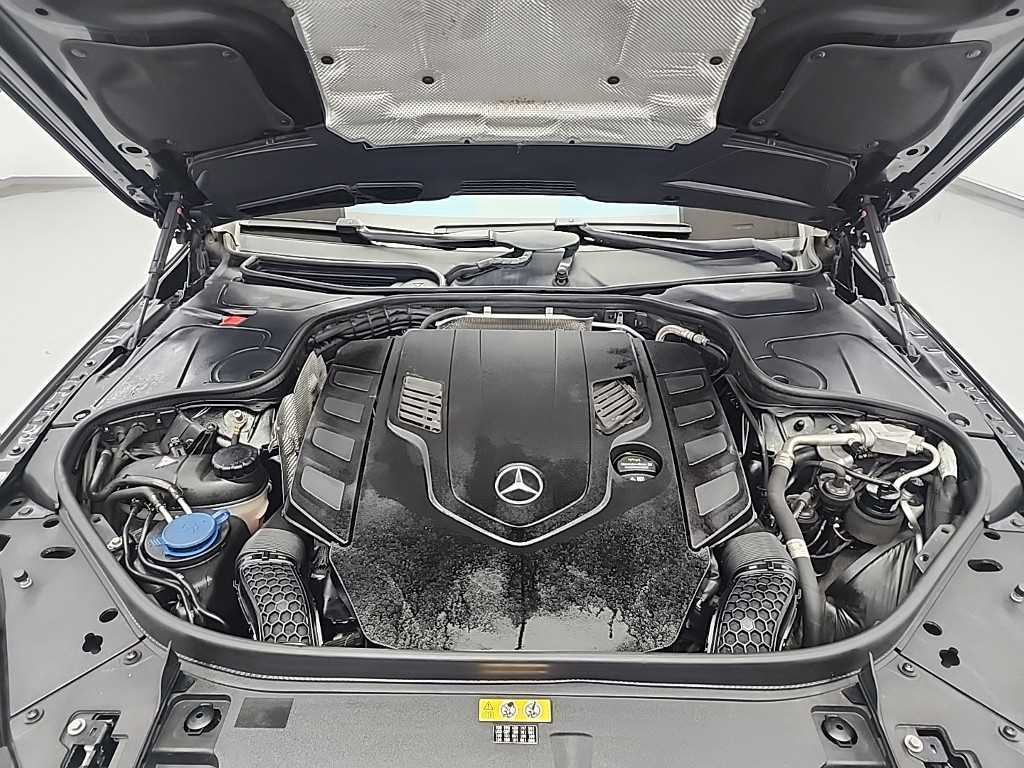 Mercedes Benz S Class - Vista 5