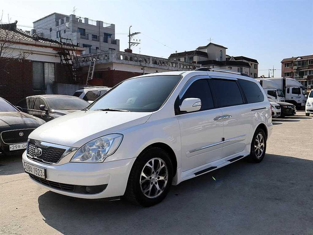 KIA Carnival 2014 Blanco - Importación desde Corea - HF Imports Iquique - Foto 1