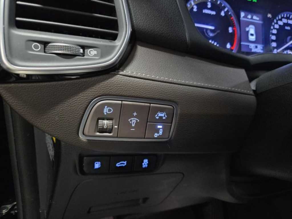 HYUNDAI Grandeur - Vista 11