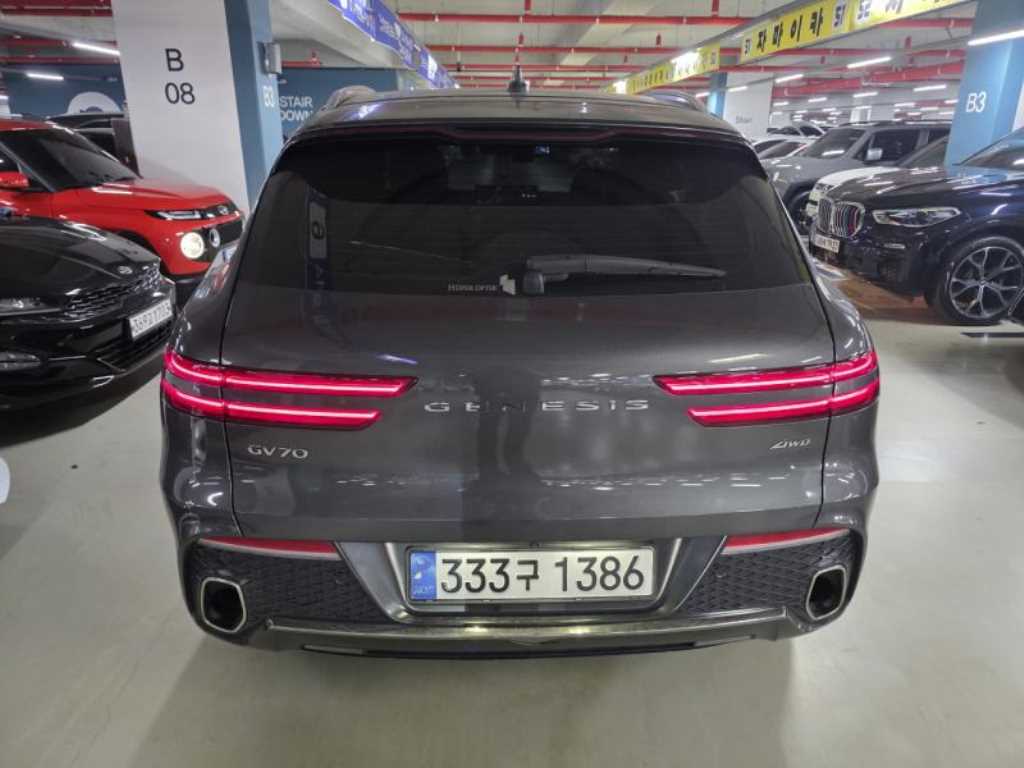 Genesis GV70 - Vista 3