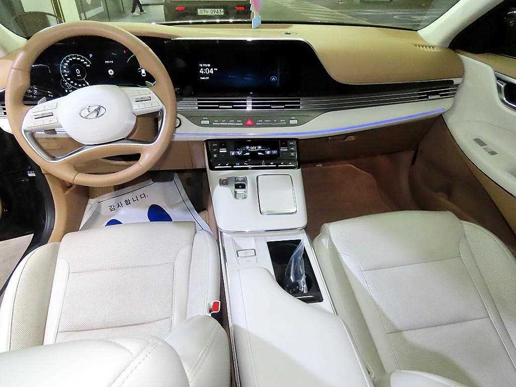 HYUNDAI Grandeur - Vista 10