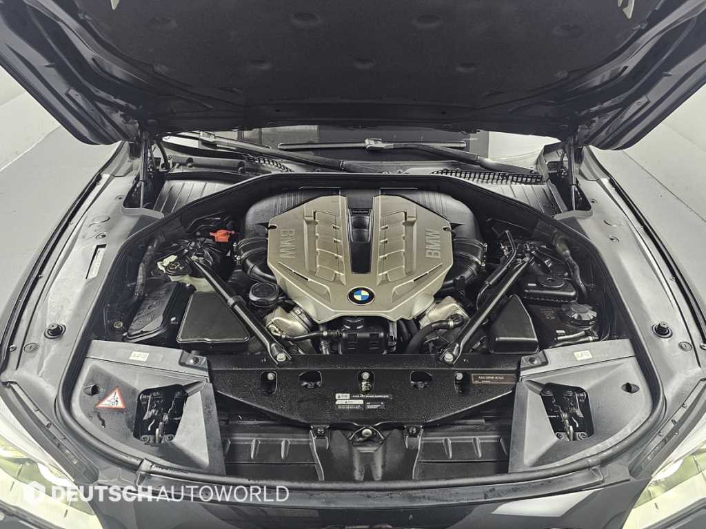 BMW 7 Series - Vista 6