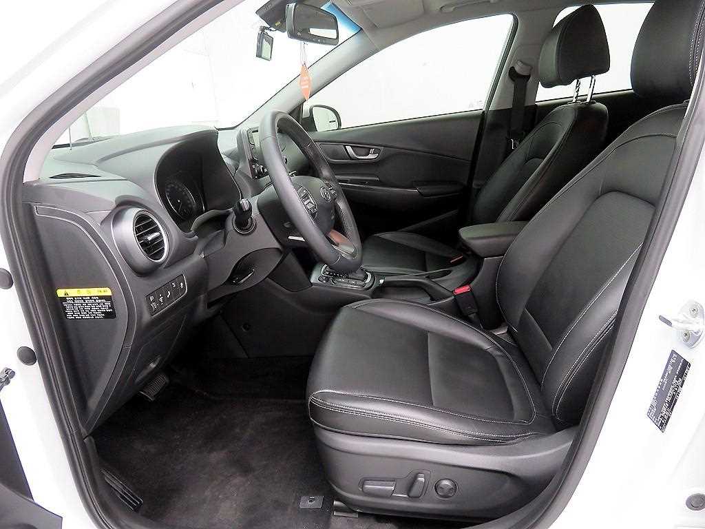 HYUNDAI Kona - Vista 6