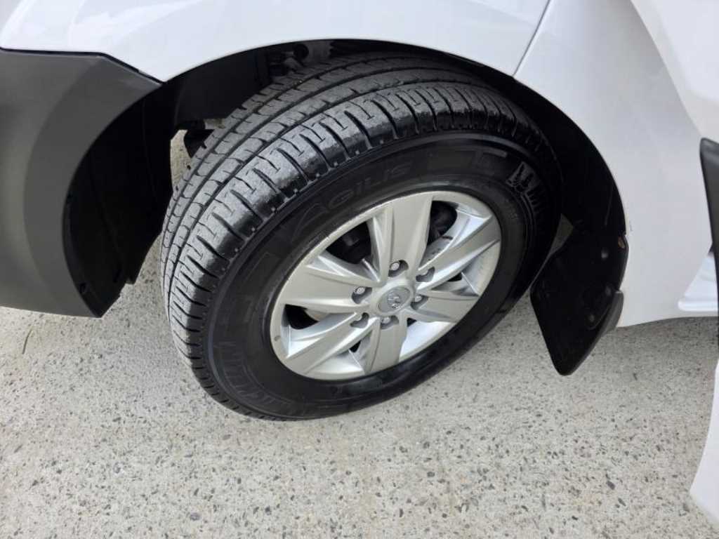 HYUNDAI Solati 2016 Blanco - Importación desde Corea - HF Imports Iquique - Foto 19