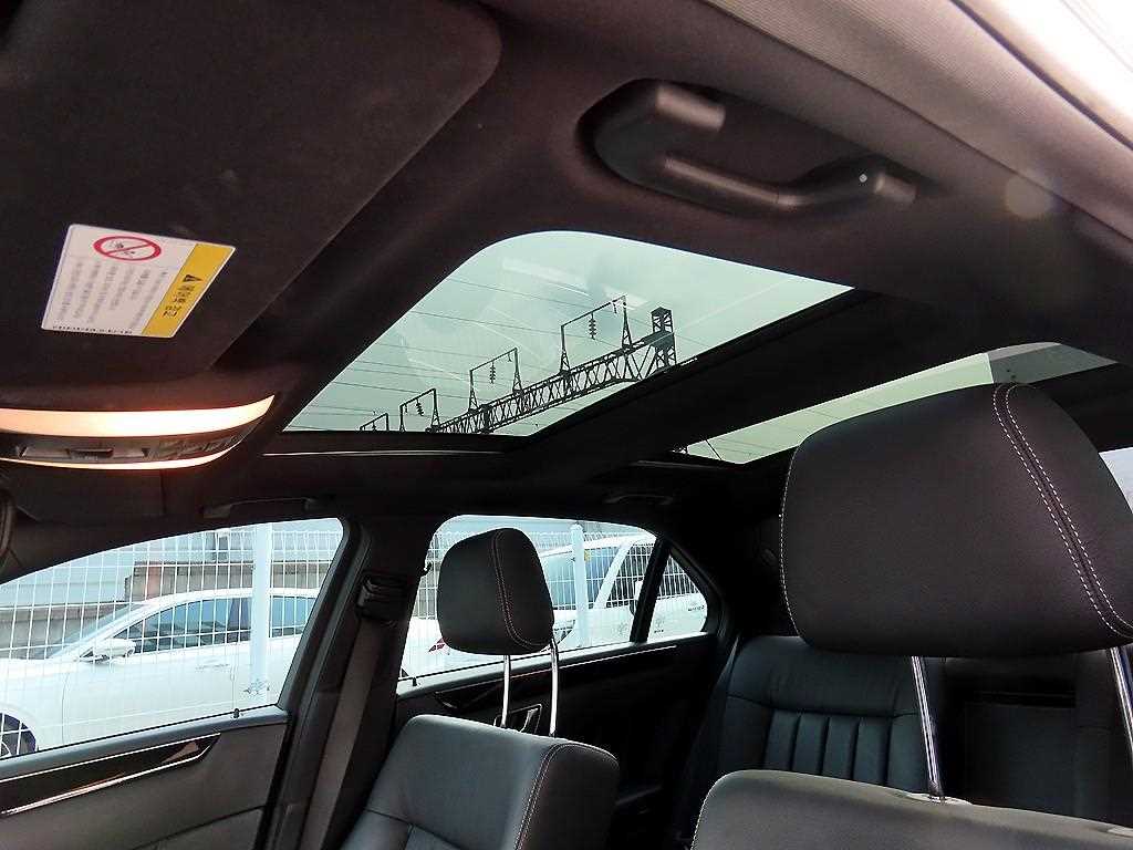 Mercedes Benz E class 2014 Plateado - Importación desde Corea - HF Imports Iquique - Foto 17