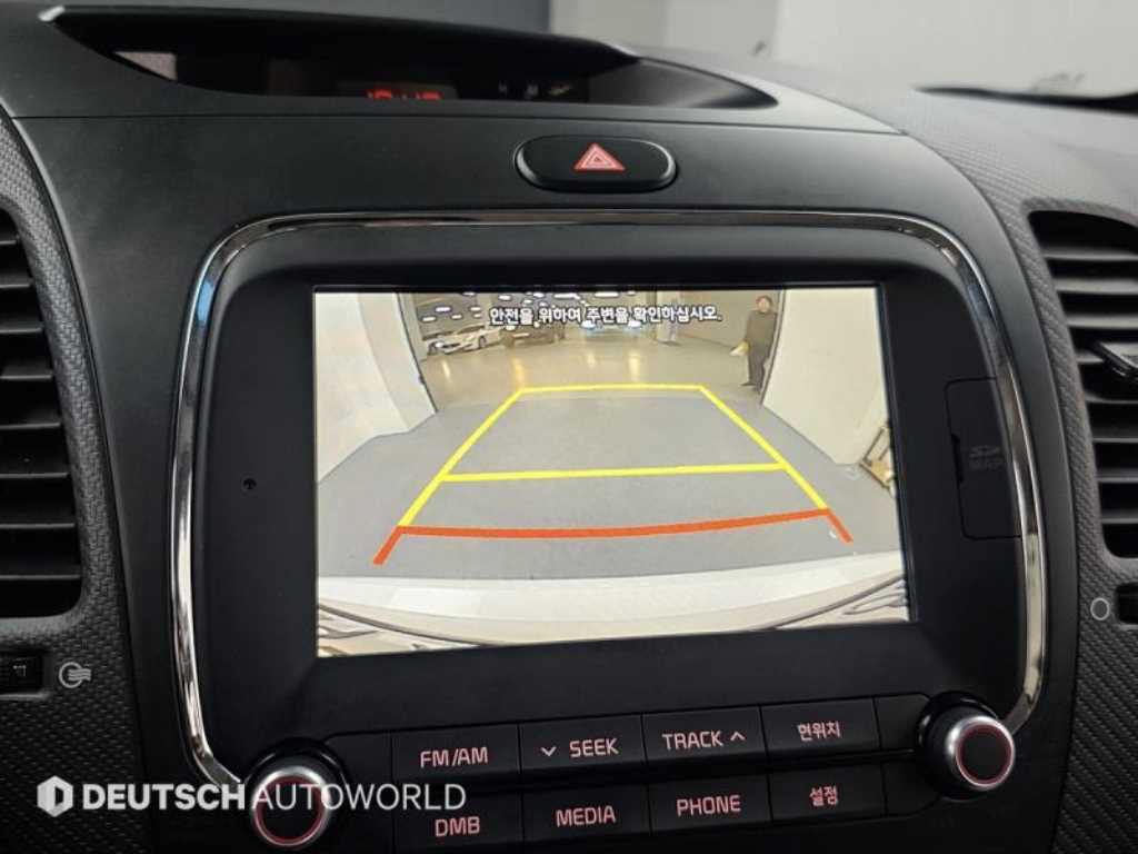 KIA K3 2018 Blanco - Importación desde Corea - HF Imports Iquique - Foto 15