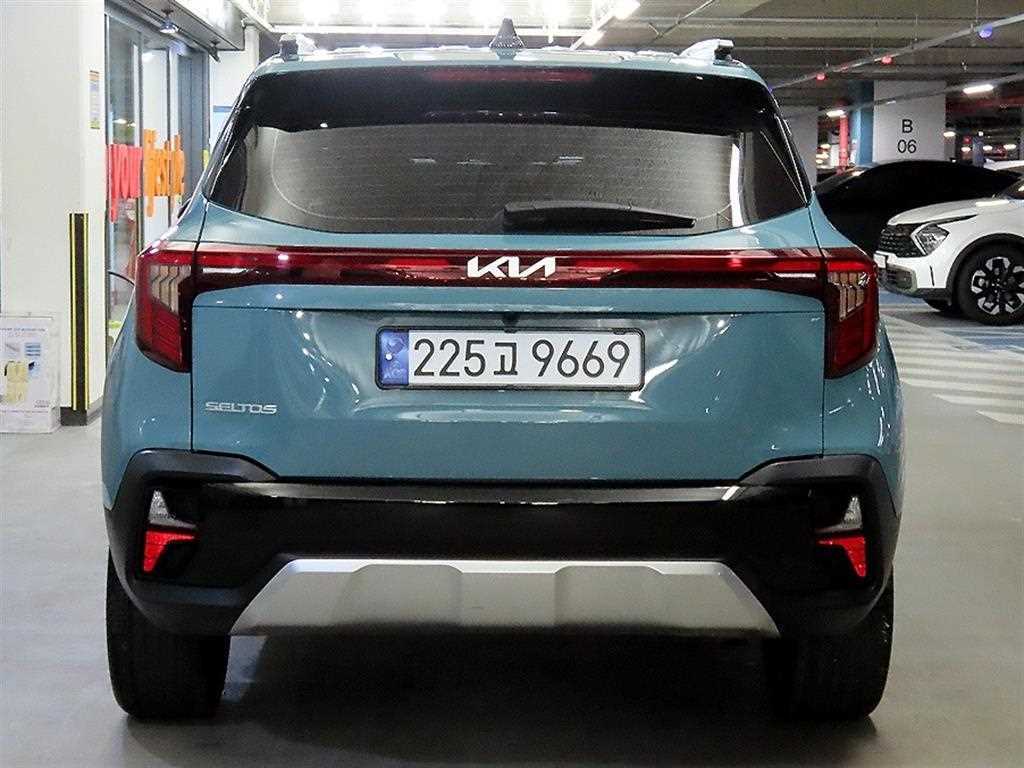 KIA Seltos - Vista 5