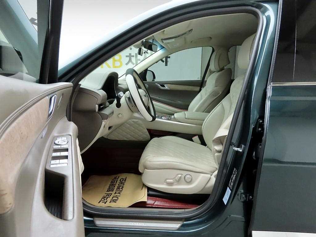 Genesis GV80 - Vista 12