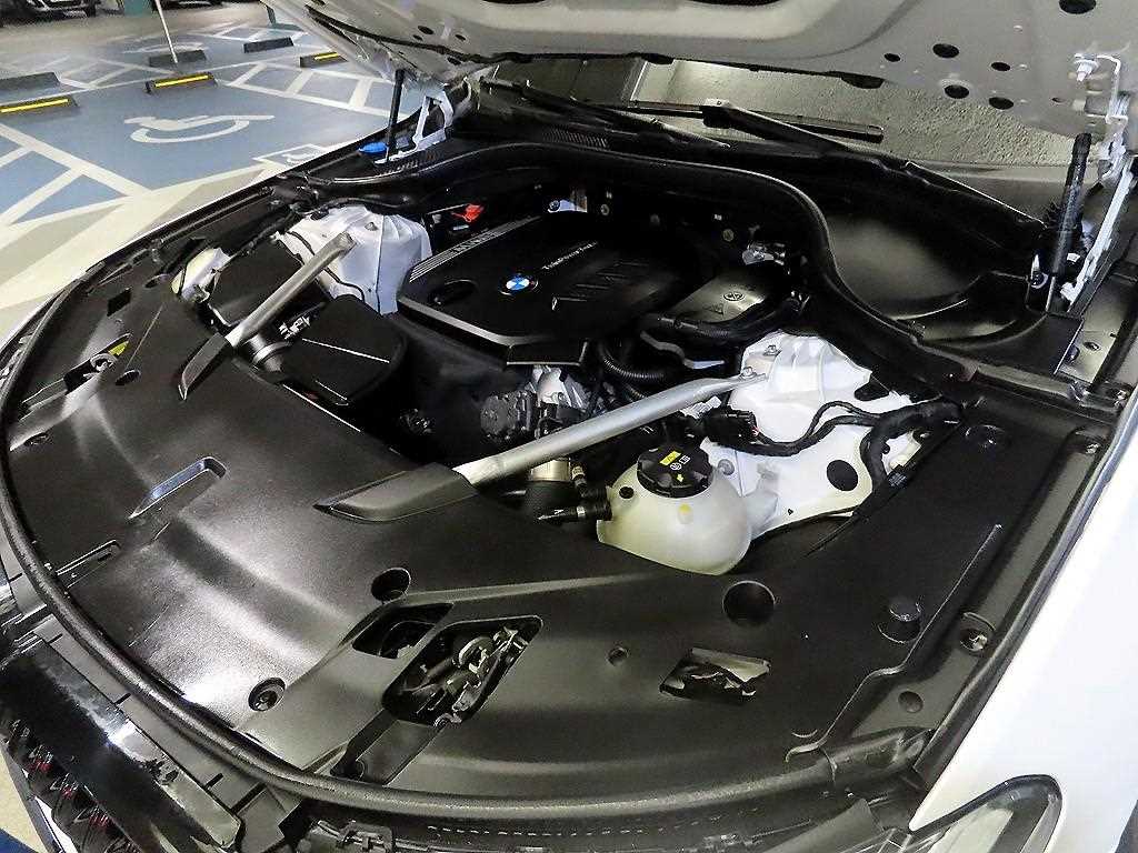 BMW Gran Turismo 2022 Blanco - Importación desde Corea - HF Imports Iquique - Foto 19