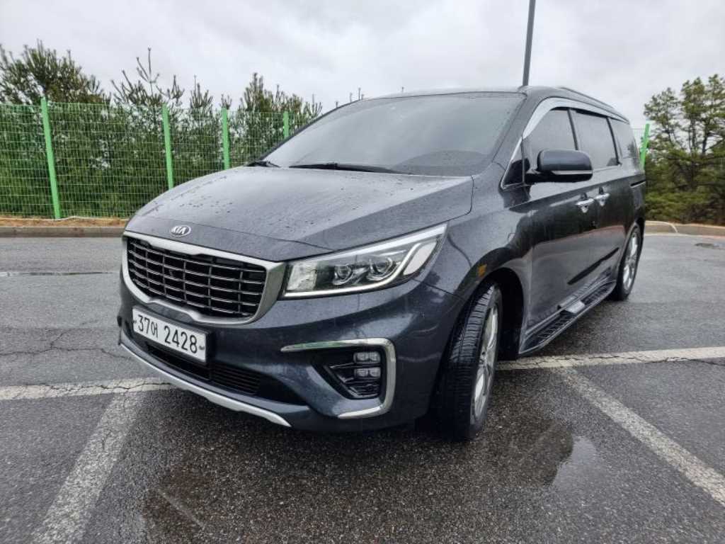 KIA Carnival 2019 Gris - Importación desde Corea - HF Imports Iquique - Foto 1